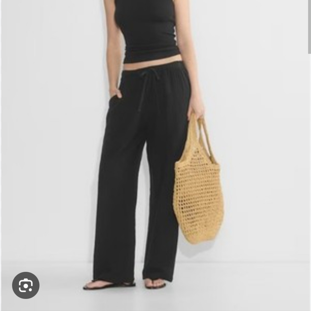 Aritzia Little Moon Sails Pants